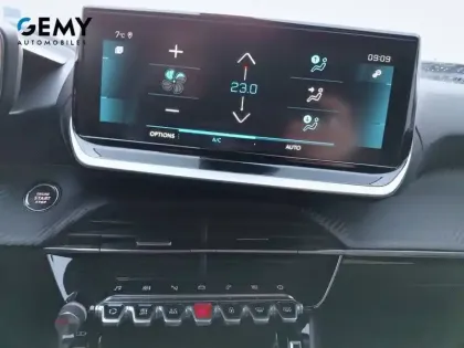 Photo 12 Peugeot 2008  PureTech 130 S&S EAT8