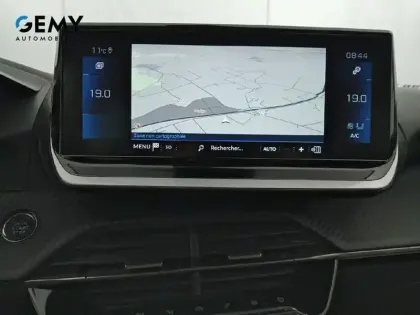 Photo 31 Peugeot 2008  PureTech 130 S&S EAT8