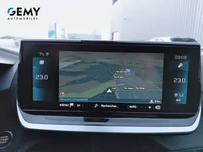 Photo 13 Peugeot 2008  PureTech 130 S&S EAT8