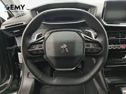 Photo 30 Peugeot 2008  PureTech 130 S&S EAT8