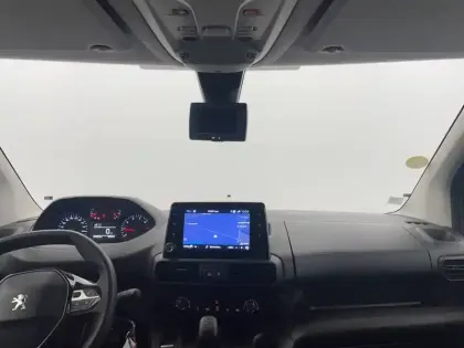 Photo 26 Peugeot Partner  FOURGON STANDARD 650 KG BLUEHDI 100 S&S BVM5