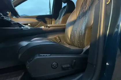 Photo 49 Peugeot 3008  Hybrid 225 e-EAT8