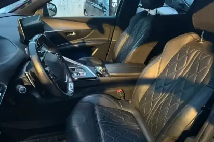 Photo 9 Peugeot 3008  Hybrid 225 e-EAT8