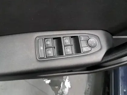 Photo 27 Renault Captur  TCe 90 - 21