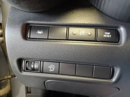 Photo 27 Nissan Juke  DIG-T 114