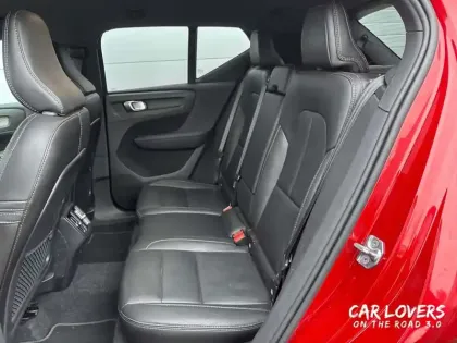 Photo 13 Volvo Xc40  D3 AdBlue 150 ch Geartronic 8