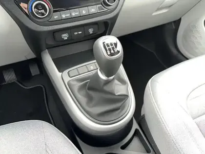 Photo 15 Hyundai I10  1.0 63 ECO