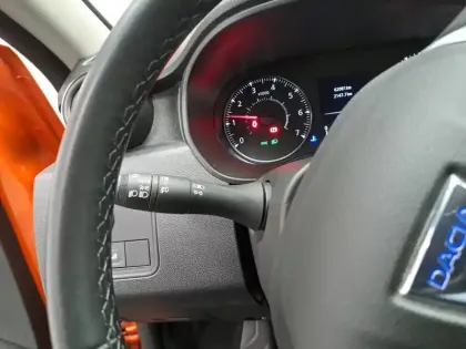 Photo 78 Dacia Duster  TCe 150 FAP 4x2 EDC