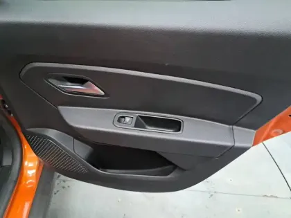 Photo 70 Dacia Duster  TCe 150 FAP 4x2 EDC