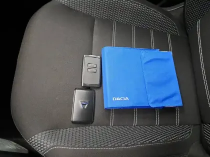 Photo 42 Dacia Duster  TCe 150 FAP 4x2 EDC