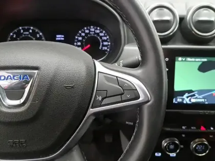 Photo 81 Dacia Duster  TCe 150 FAP 4x2 EDC