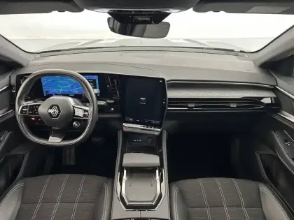 Photo 25 Renault Austral  E-Tech hybrid 200