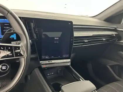 Photo 11 Renault Austral  E-Tech hybrid 200