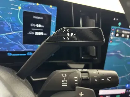 Photo 12 Renault Austral  E-Tech hybrid 200