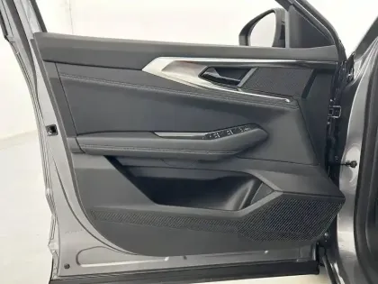 Photo 10 Renault Austral  E-Tech hybrid 200