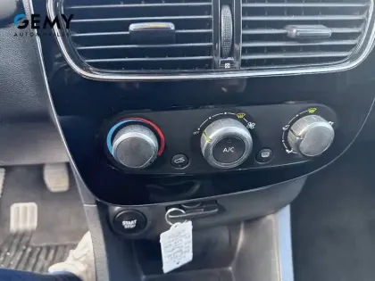 Photo 21 Renault Clio  TCe 90 E6C