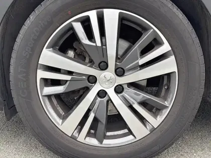 Photo 12 Peugeot 3008  BlueHDi 130ch S&S EAT8