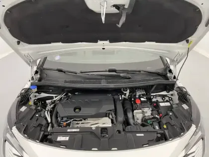 Photo 20 Peugeot 3008  Hybrid 225 e-EAT8