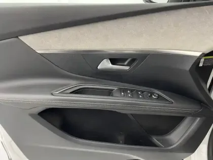 Photo 25 Peugeot 3008  Hybrid 225 e-EAT8