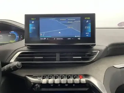 Photo 19 Peugeot 3008  Hybrid 225 e-EAT8