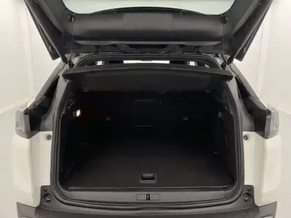 Photo 12 Peugeot 3008  Hybrid 225 e-EAT8