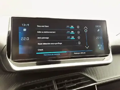 Photo 20 Peugeot 2008  PureTech 100 S&S BVM6