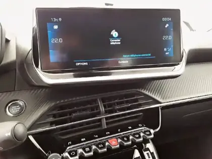 Photo 46 Peugeot 2008  PureTech 100 S&S BVM6