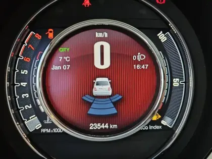 Photo 24 Fiat 500  1.0 70 ch Hybride BSG S/S