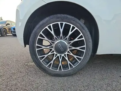 Photo 16 Fiat 500  1.0 70 ch Hybride BSG S/S