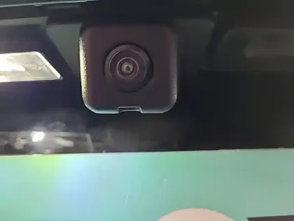 Photo 51 Peugeot 2008  PureTech 100 S&S BVM6