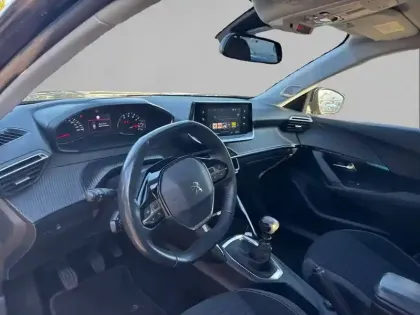 Photo 7 Peugeot 2008  PureTech 100 S&S BVM6