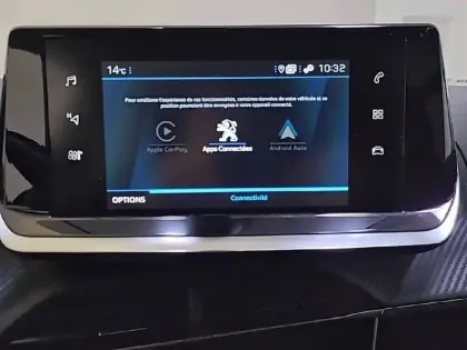 Photo 43 Peugeot 2008  PureTech 100 S&S BVM6