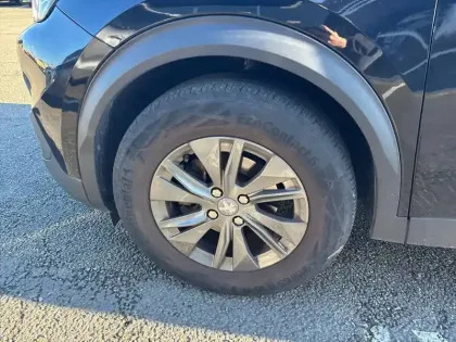 Photo 12 Peugeot 2008  PureTech 100 S&S BVM6