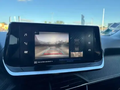 Photo 19 Peugeot 2008  PureTech 100 S&S BVM6