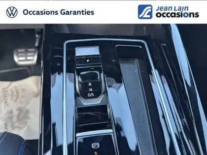 Photo 15 Volkswagen Golf  1.5 eTSI EVO2 150 DSG7