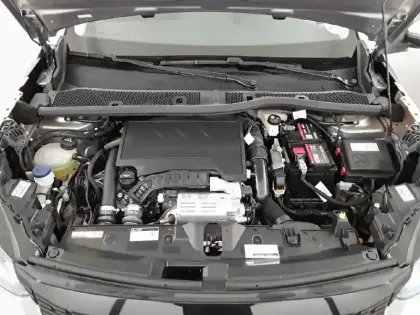 Photo 20 Peugeot 2008  PureTech 100 S&S BVM6