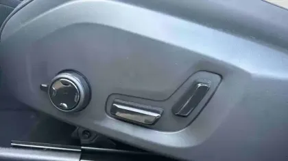 Photo 18 Volvo Xc60  T6 AWD Hybride rechargeable 253 ch+145 ch Geartronic 8