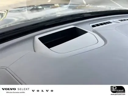 Photo 19 Volvo Xc60  T8 Recharge AWD 310 ch + 145 ch Geartronic 8