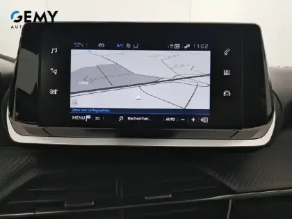 Photo 76 Peugeot 2008  PureTech 100 S&S BVM6
