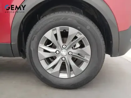 Photo 73 Peugeot 2008  PureTech 100 S&S BVM6