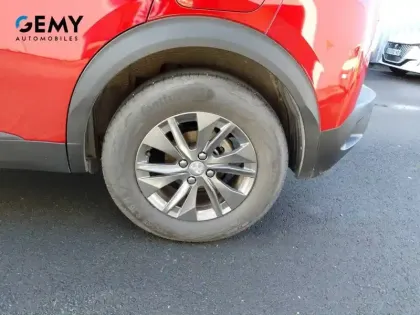 Photo 10 Peugeot 2008  PureTech 100 S&S BVM6