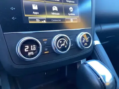 Photo 27 Renault Kadjar  Blue dCi 115 EDC