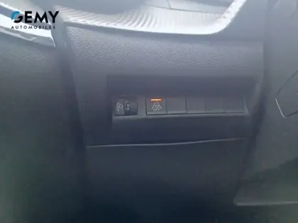 Photo 15 Peugeot 208  Electrique 50 kWh 136ch