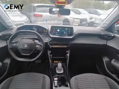 Photo 7 Peugeot 208  Electrique 50 kWh 136ch
