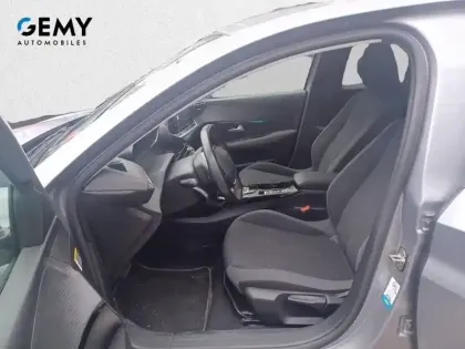 Photo 8 Peugeot 208  Electrique 50 kWh 136ch