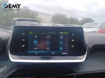 Photo 14 Peugeot 208  Electrique 50 kWh 136ch