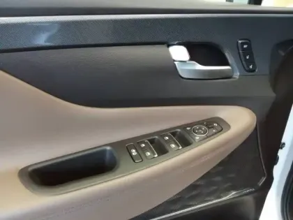 Photo 64 Hyundai Santa  Fe 1.6 T-GDi Plug-in 265 HTRAC BVA6