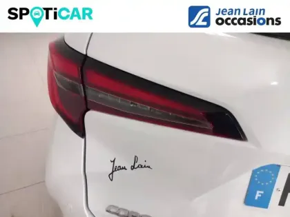 Photo 16 Toyota Corolla  Touring Sports Hybride 178ch