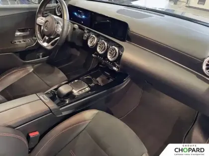 Photo 12 Mercedes Classe A  180 d 8G-DCT