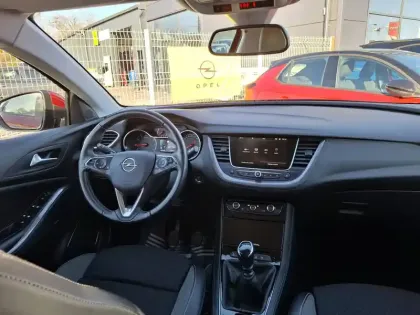 Photo 90 Opel Grandland  1.2 Turbo 130 ch